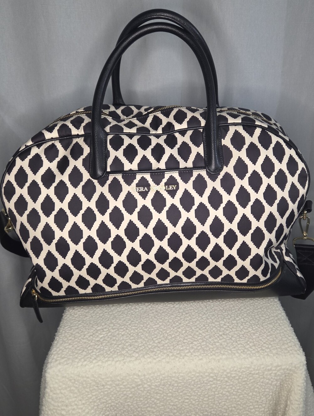 Vera Bradley Black & White Ikat Spots Weekender Bag - Picture 1 of 9